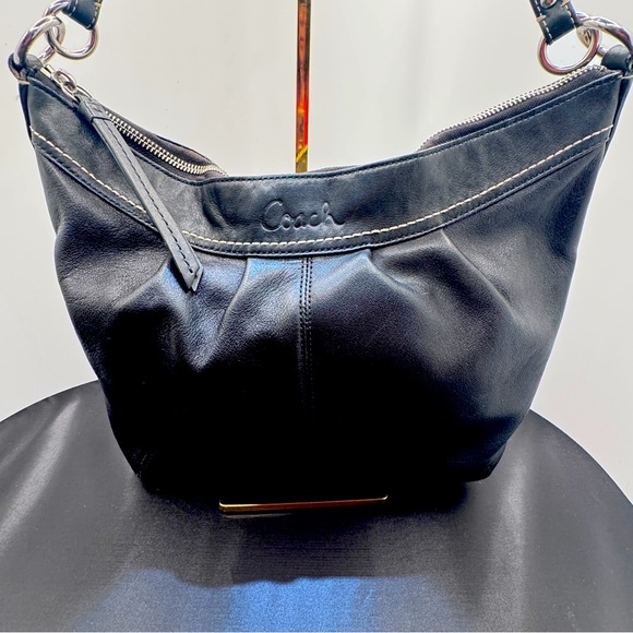 Coach Soho Hobo Black‎ Bag - Picture 1 of 12